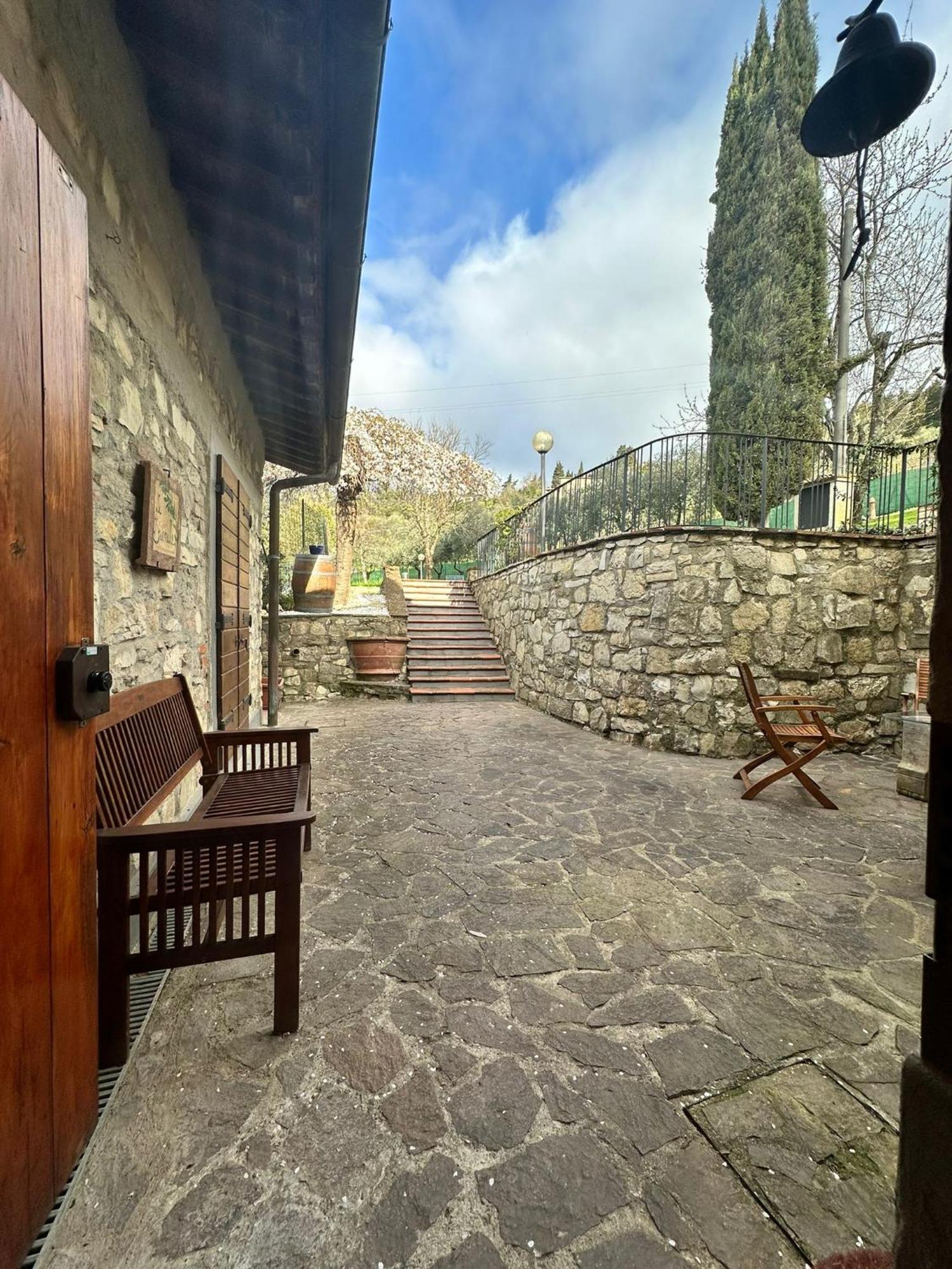 Agriturismo Tassinaia ปอนตาสซิเอเว ภายนอก รูปภาพ