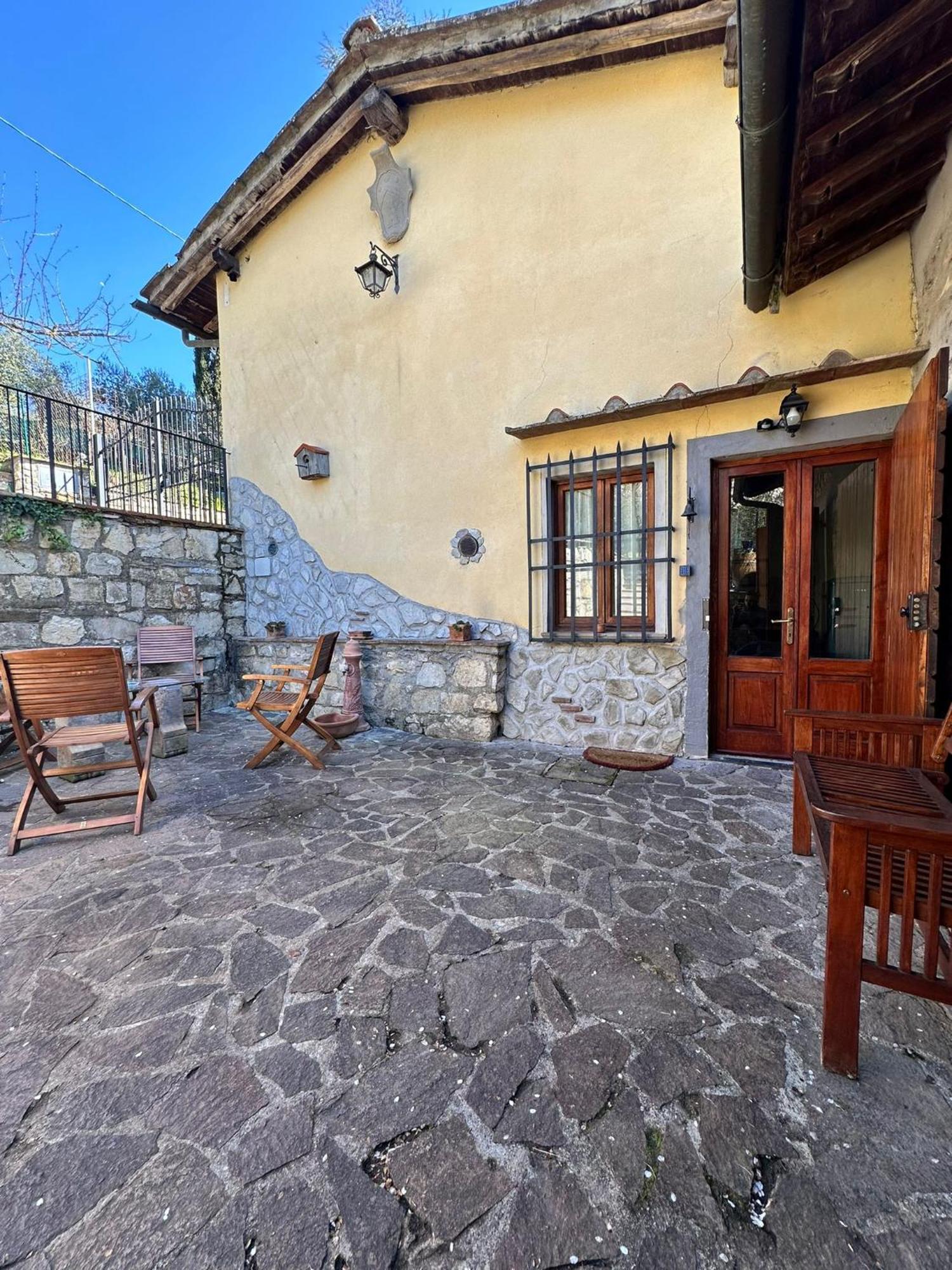 Agriturismo Tassinaia ปอนตาสซิเอเว ภายนอก รูปภาพ